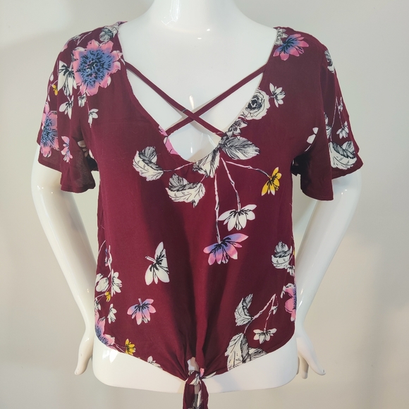 Mudd Small Burgundy Red White Pink Floral Summer Crop Top with Tie - Picture 2 of 9